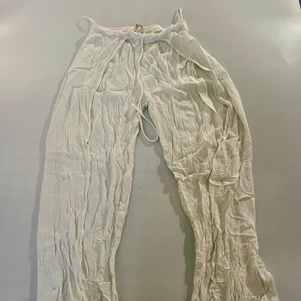 Olivacious Tie Waist Lounging Pants white size small pre owned